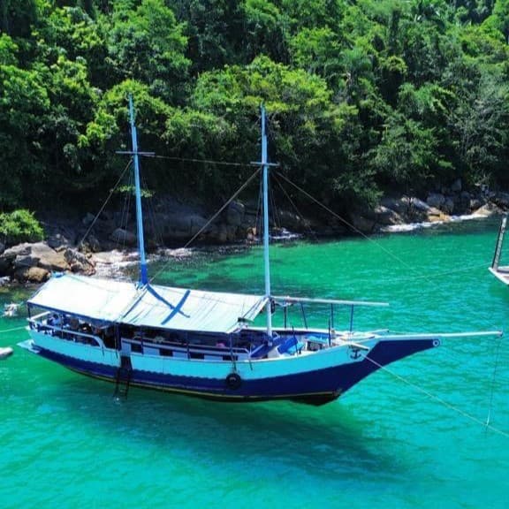 ESCUNA PARATY - 10:30 horas - Ilha dos Cocos - Caiaque & Stand Up Incluso