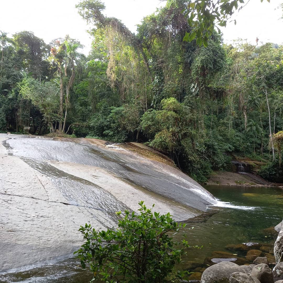 JEEP PARATY 11:00 Horas