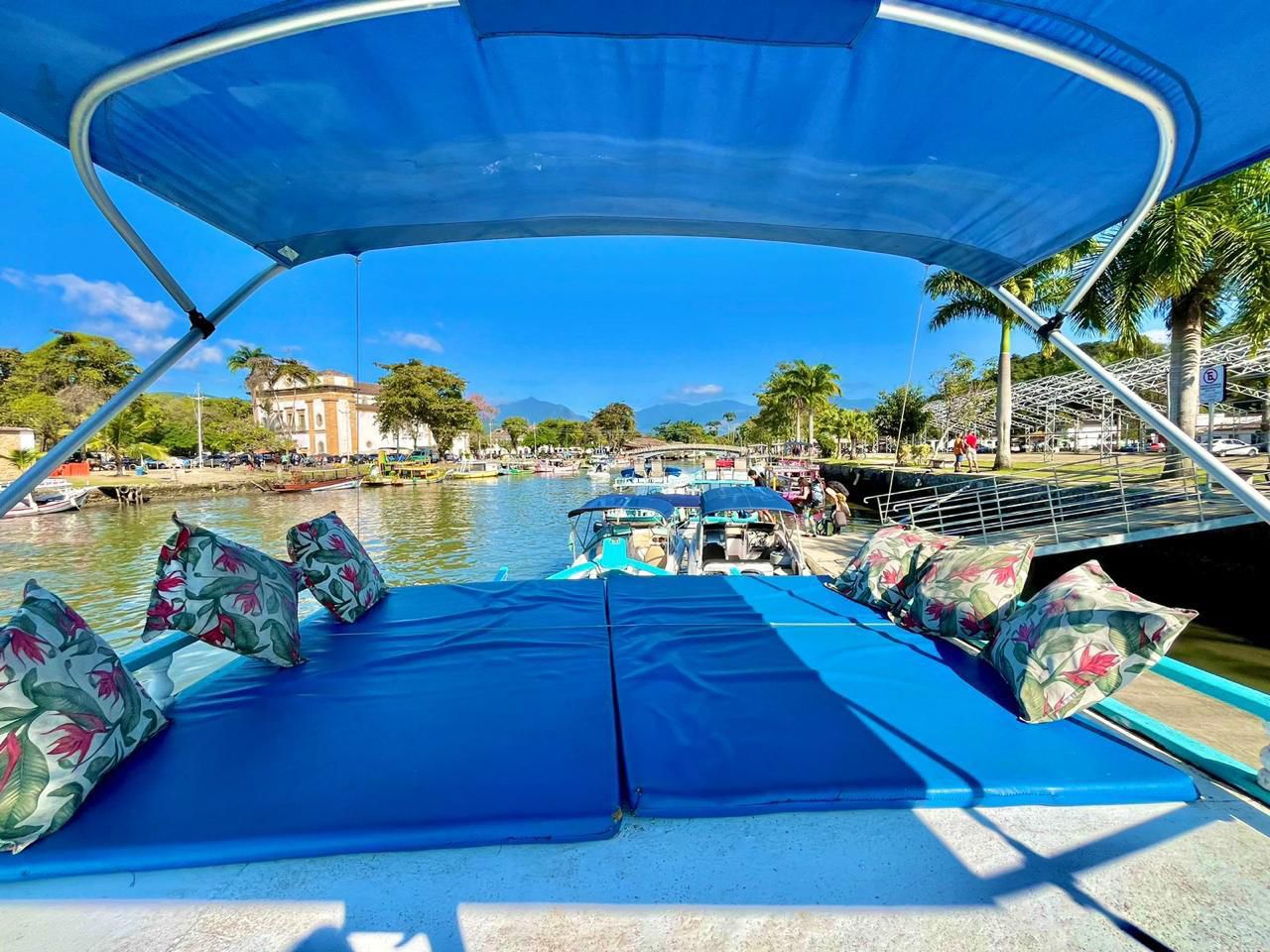 BARCO PRIVATIVO PARATY ( 4 Pessoas )