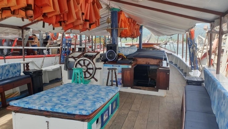 ESCUNA PARATY - 10:45 horas - Lagoa Azul & Ilha dos Cocos