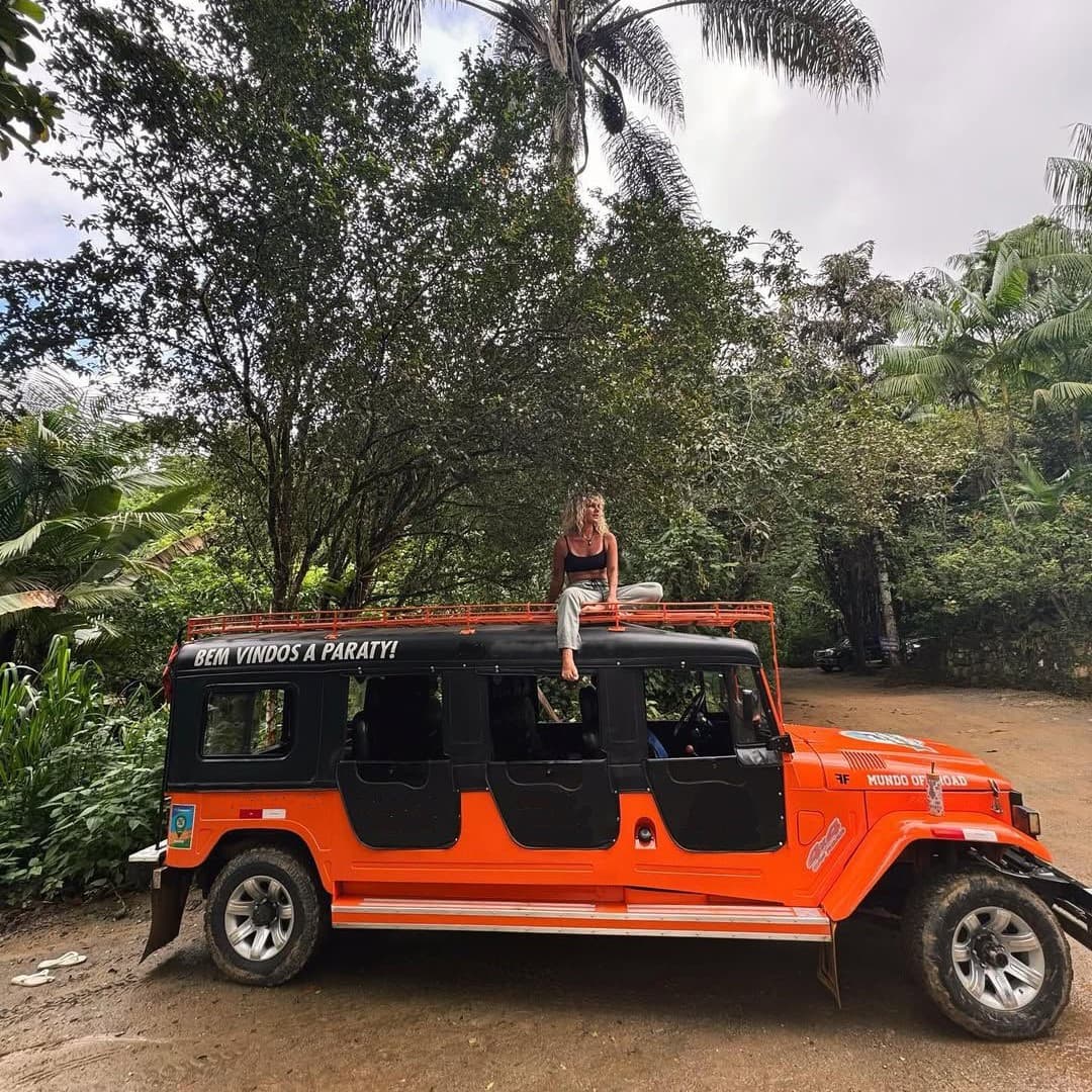 TRINDADE PRIVATIVO (11 PESSOAS)