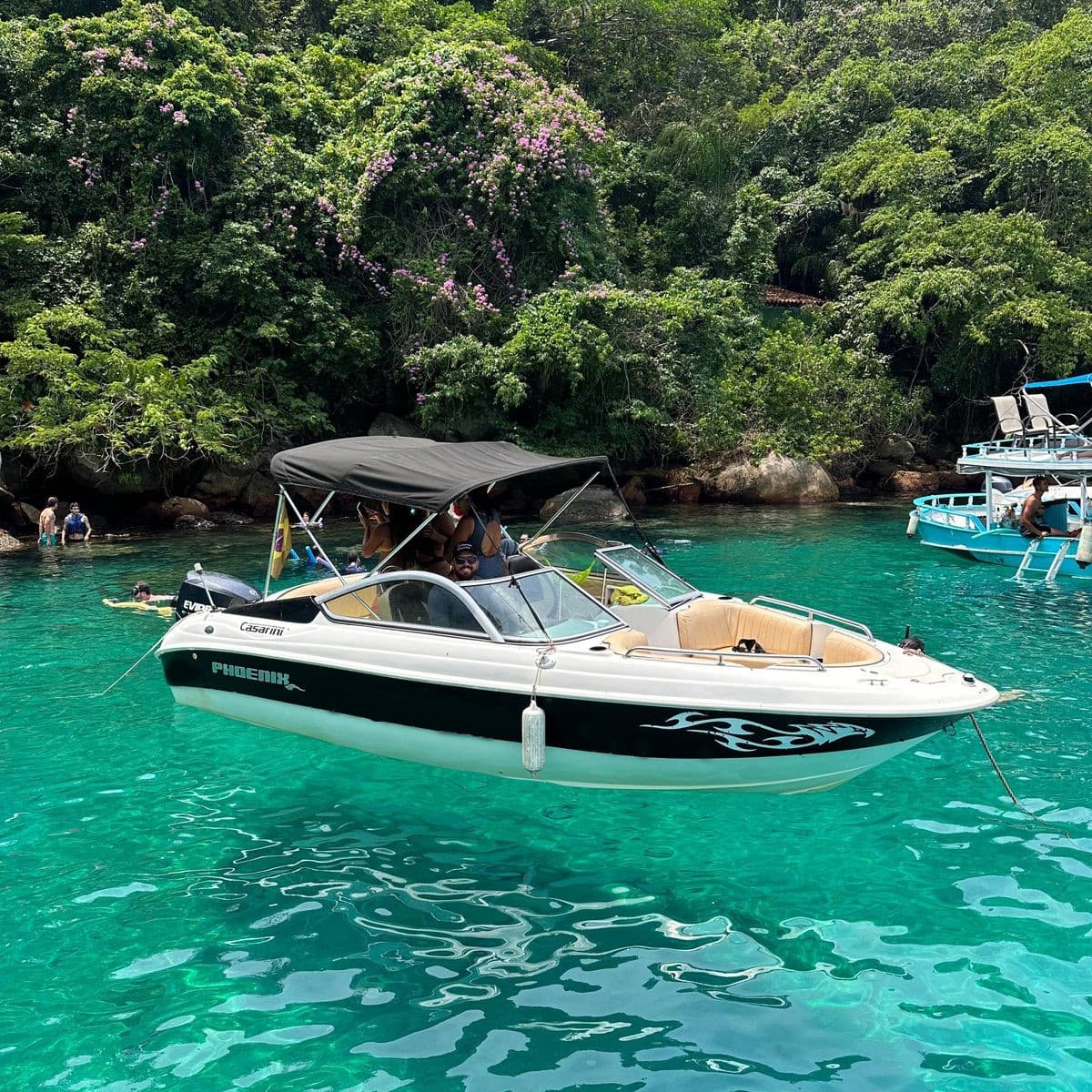 LANCHA PRIVATIVA PARATY (08 Pessoas)