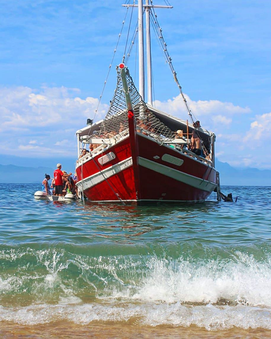 ESCUNA PARATY - 09:30 horas - Ilha dos Cocos - Roteiro COMPLETO