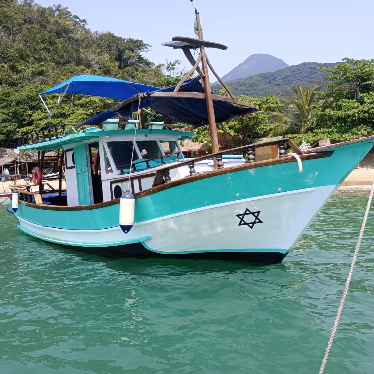 BARCO PRIVATIVO PARATY (10 Pessoas)