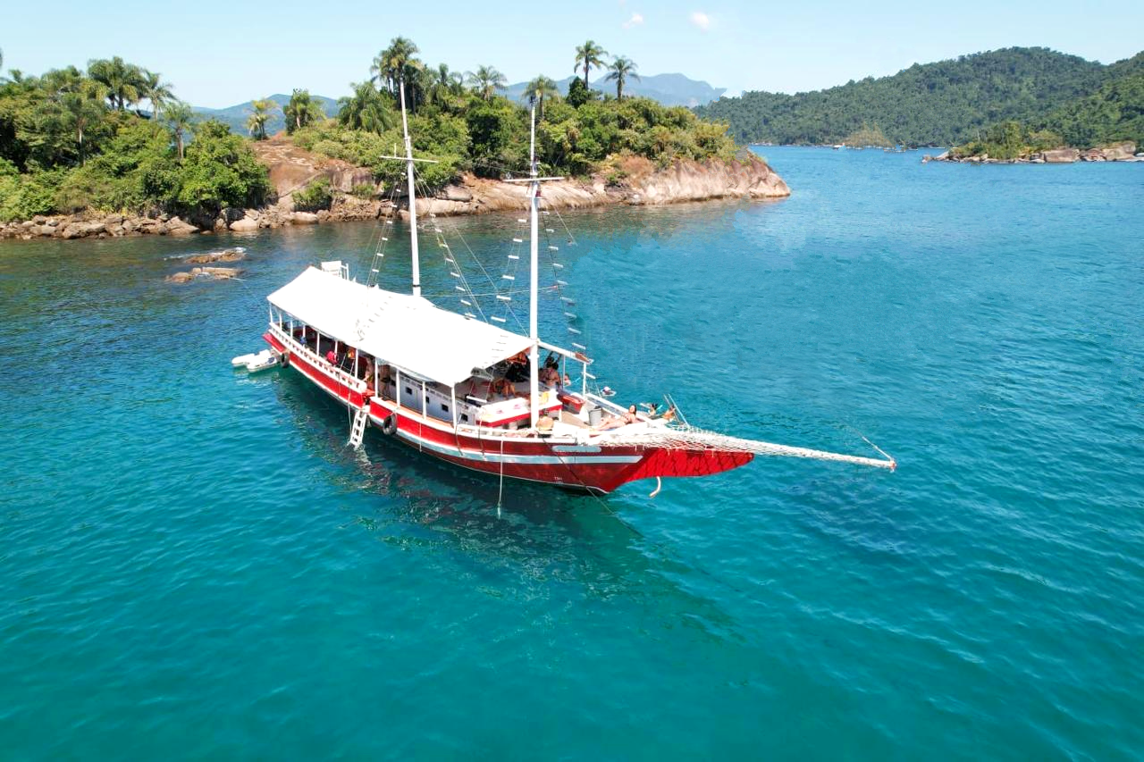 ESCUNA PARATY - 09:30 horas - Ilha dos Cocos - Roteiro COMPLETO