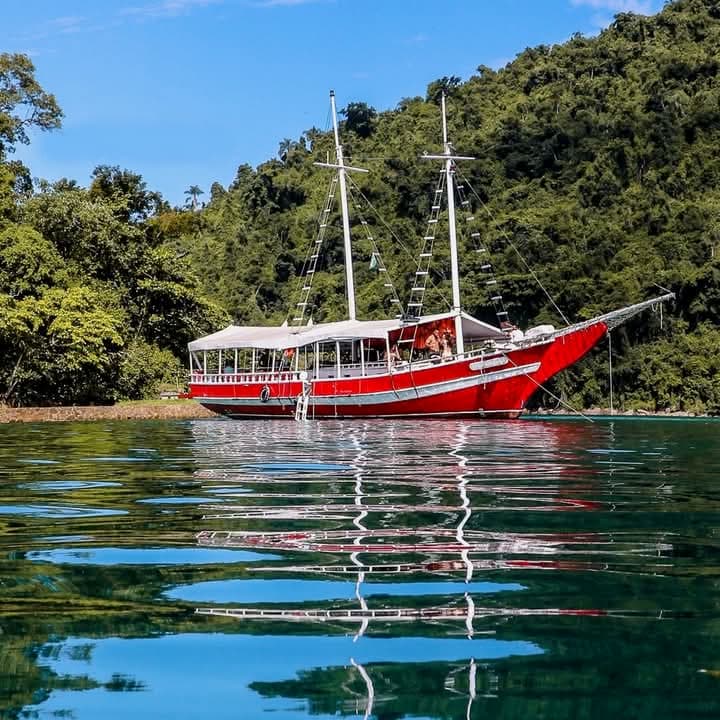 ESCUNA PARATY - 09:30 horas - Ilha dos Cocos - Roteiro COMPLETO