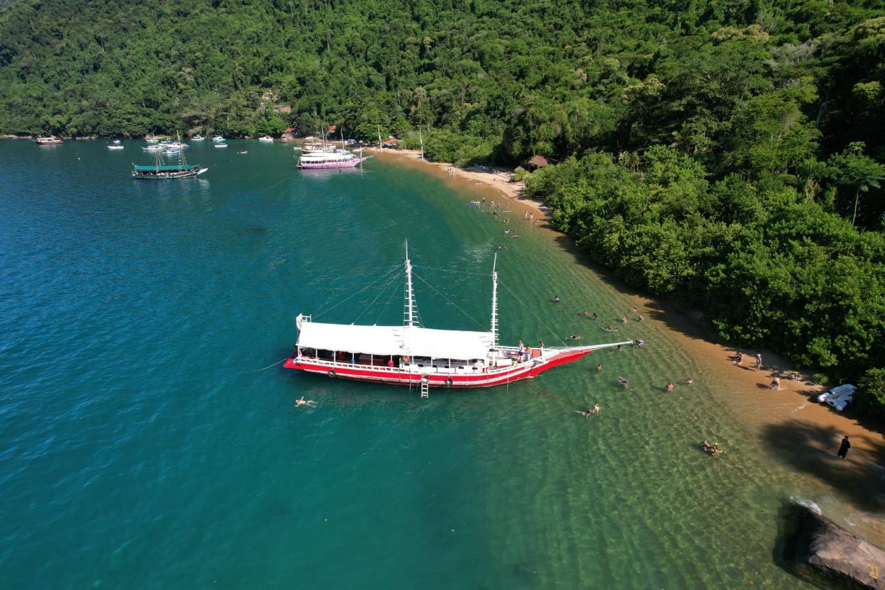 ESCUNA PARATY - 09:30 horas - Ilha dos Cocos - Roteiro COMPLETO