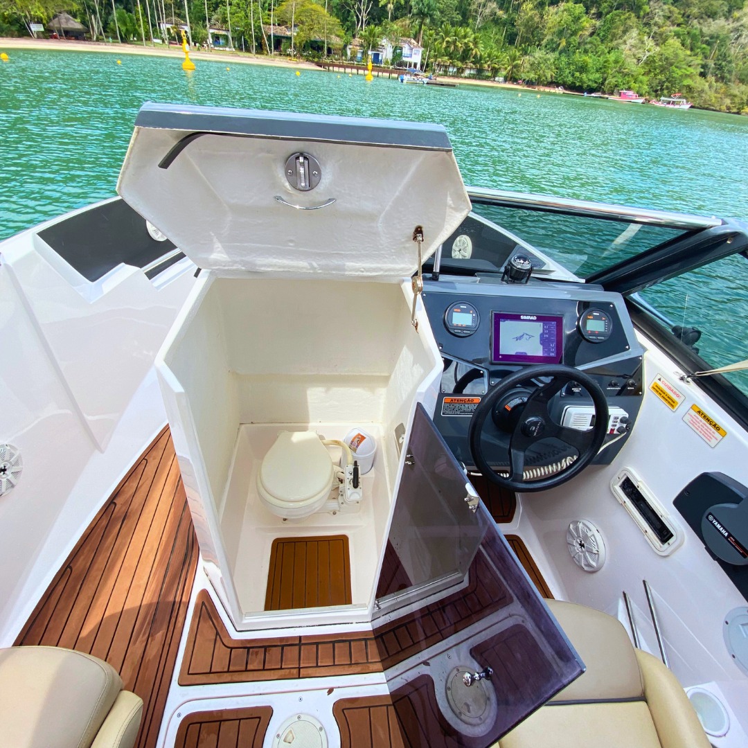 LANCHA PRIVATIVA PARATY (06 pessoas)