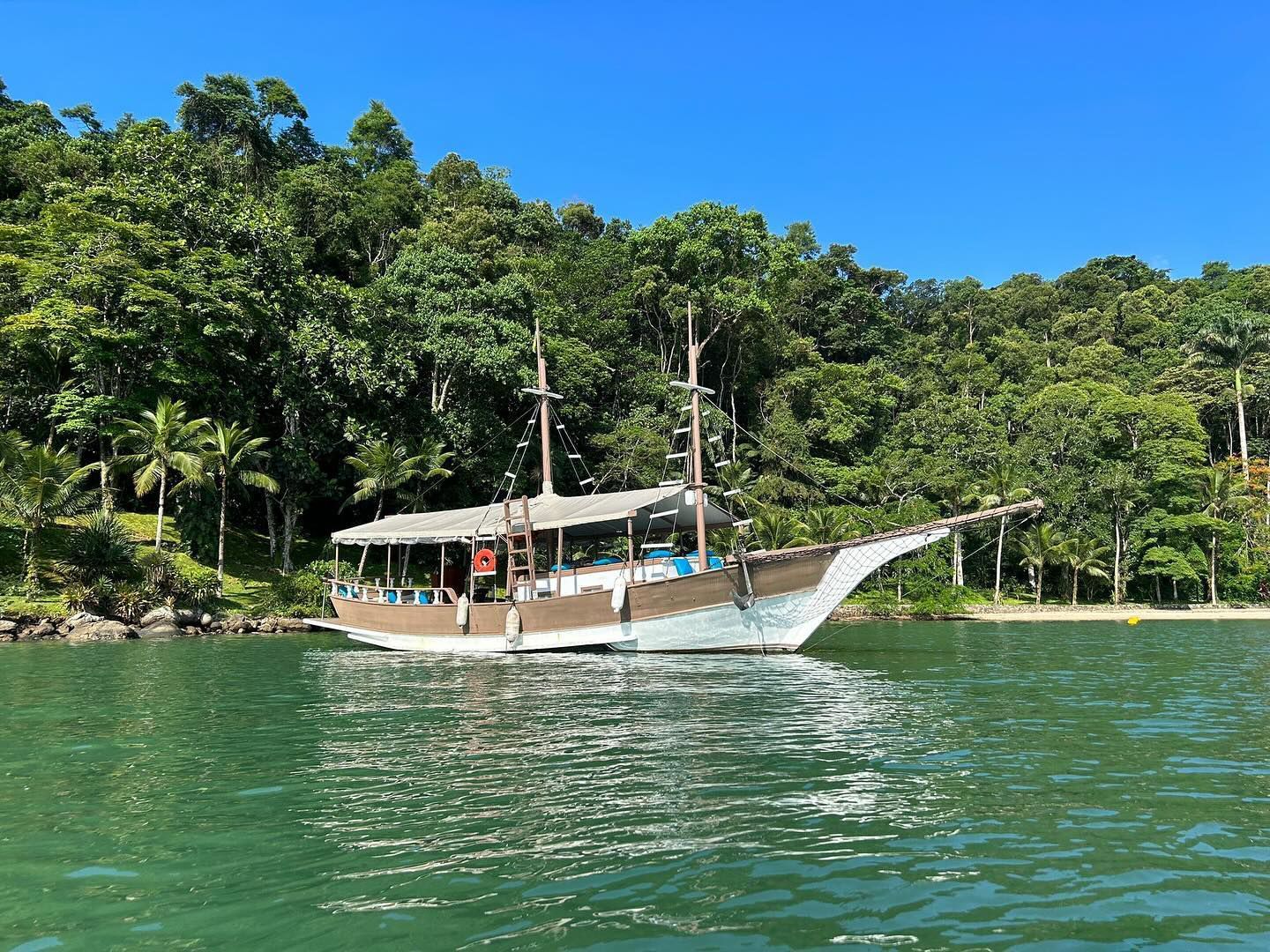 ESCUNA PRIVATIVO - Pequena