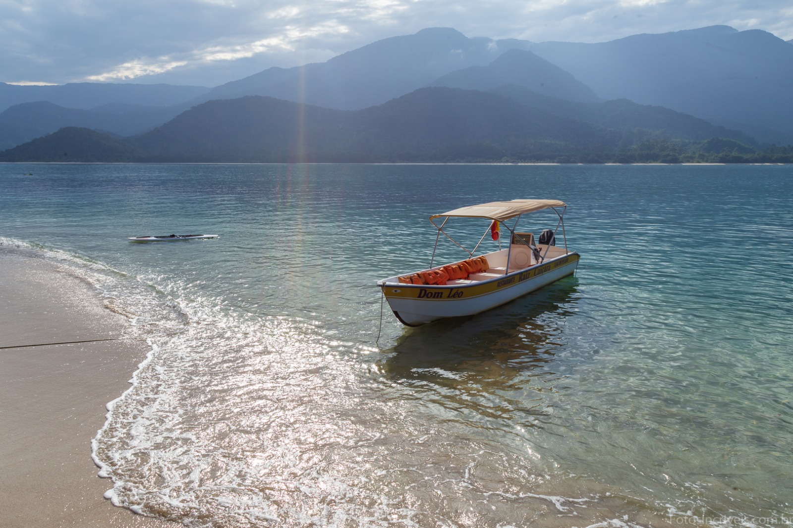  ILHA DO PELADO & PRAIA DE SÃO GONÇALO – TRANSFER PARATY   VAN e LANCHA