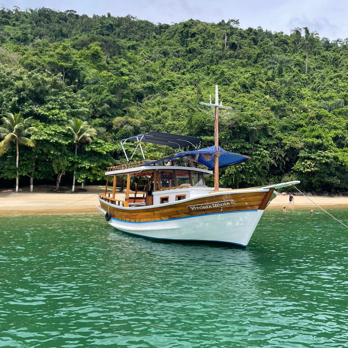 BARCO PRIVATIVO PARATY (10 Pessoas) Roteiro Tradicional