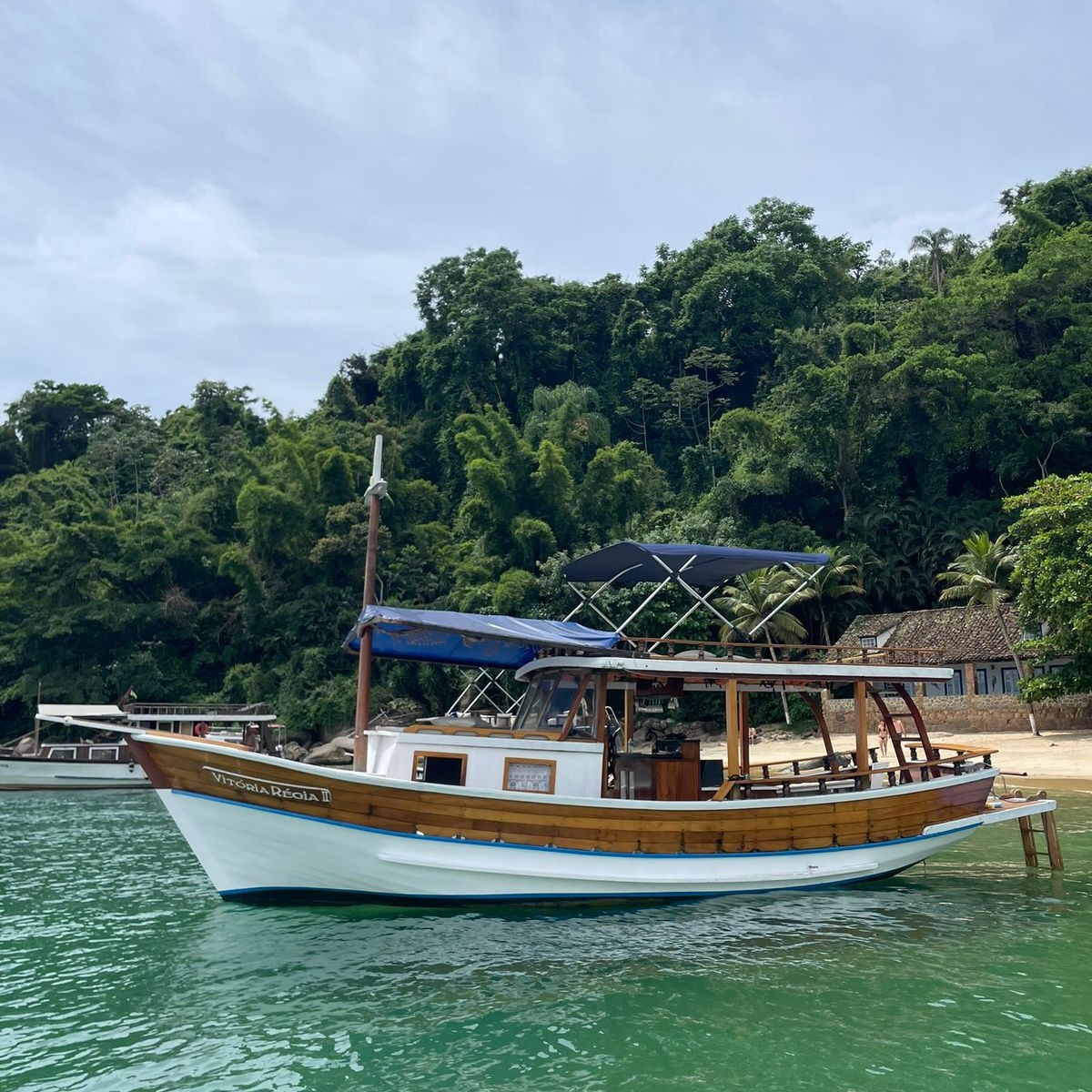 BARCO PRIVATIVO PARATY (10 Pessoas) Roteiro Tradicional