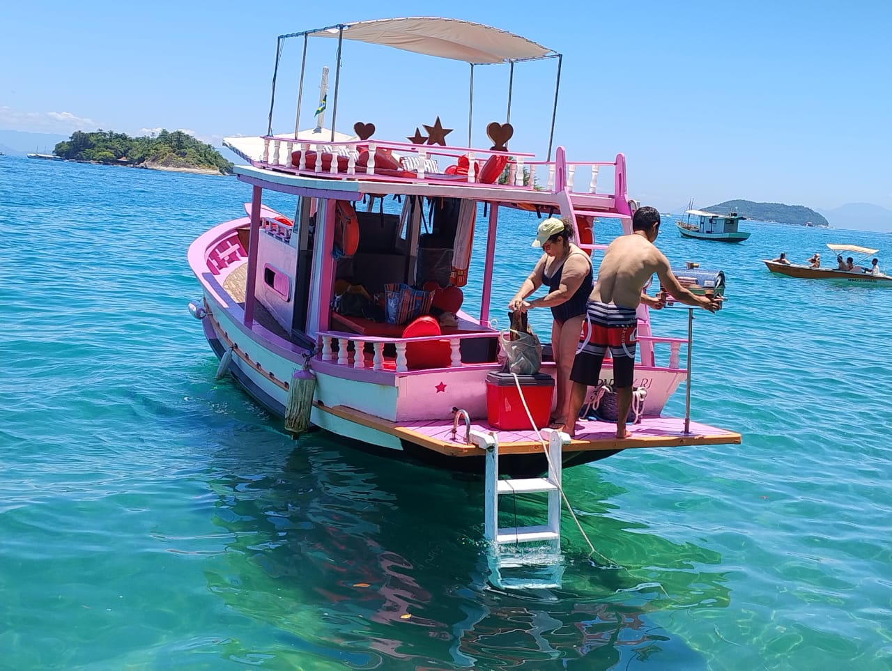 BARCO PRIVATIVO PARATY 10 Pessoas