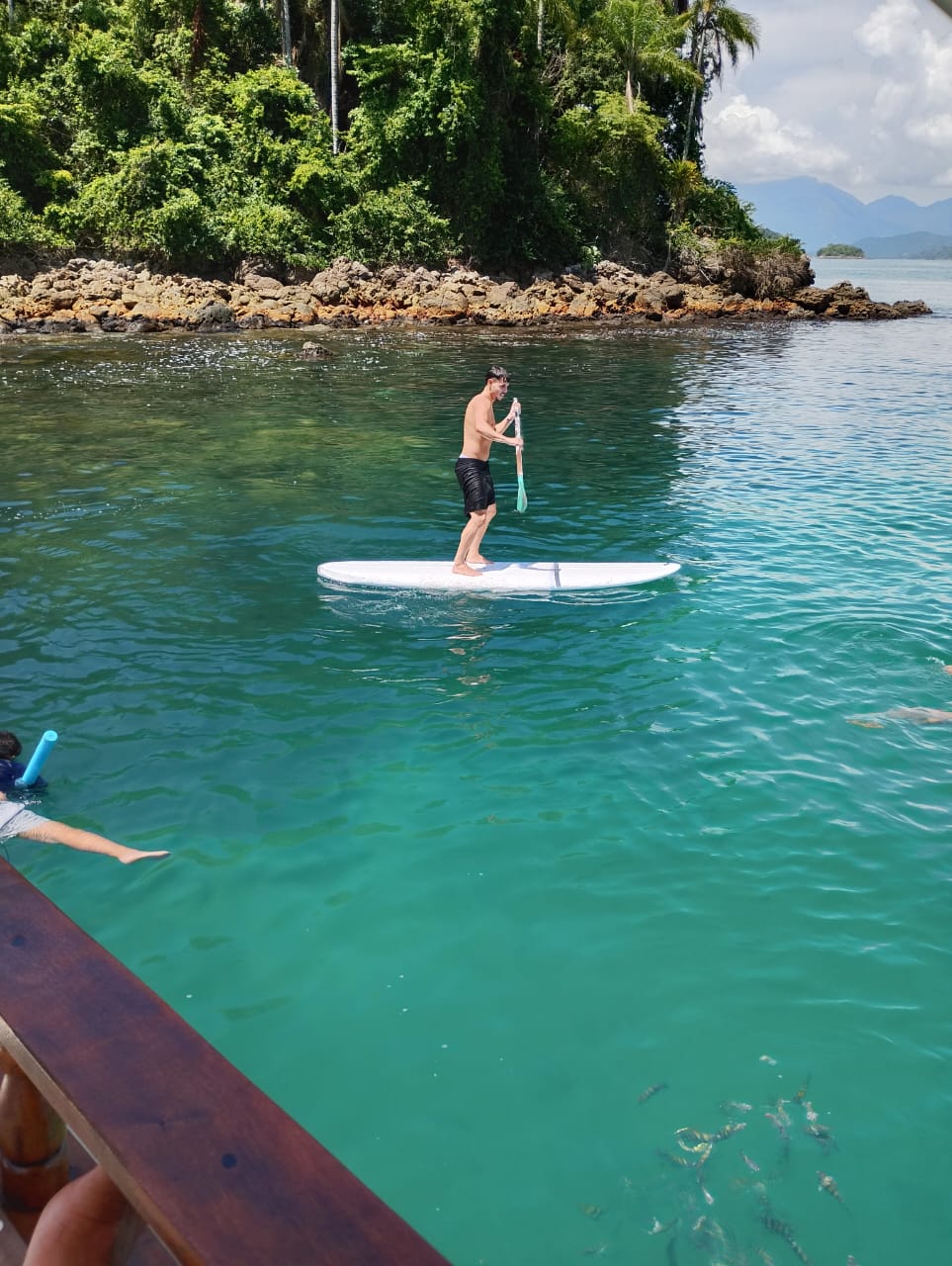 BARCO PRIVATIVO PARATY Churrasqueira & Toilet Abordo