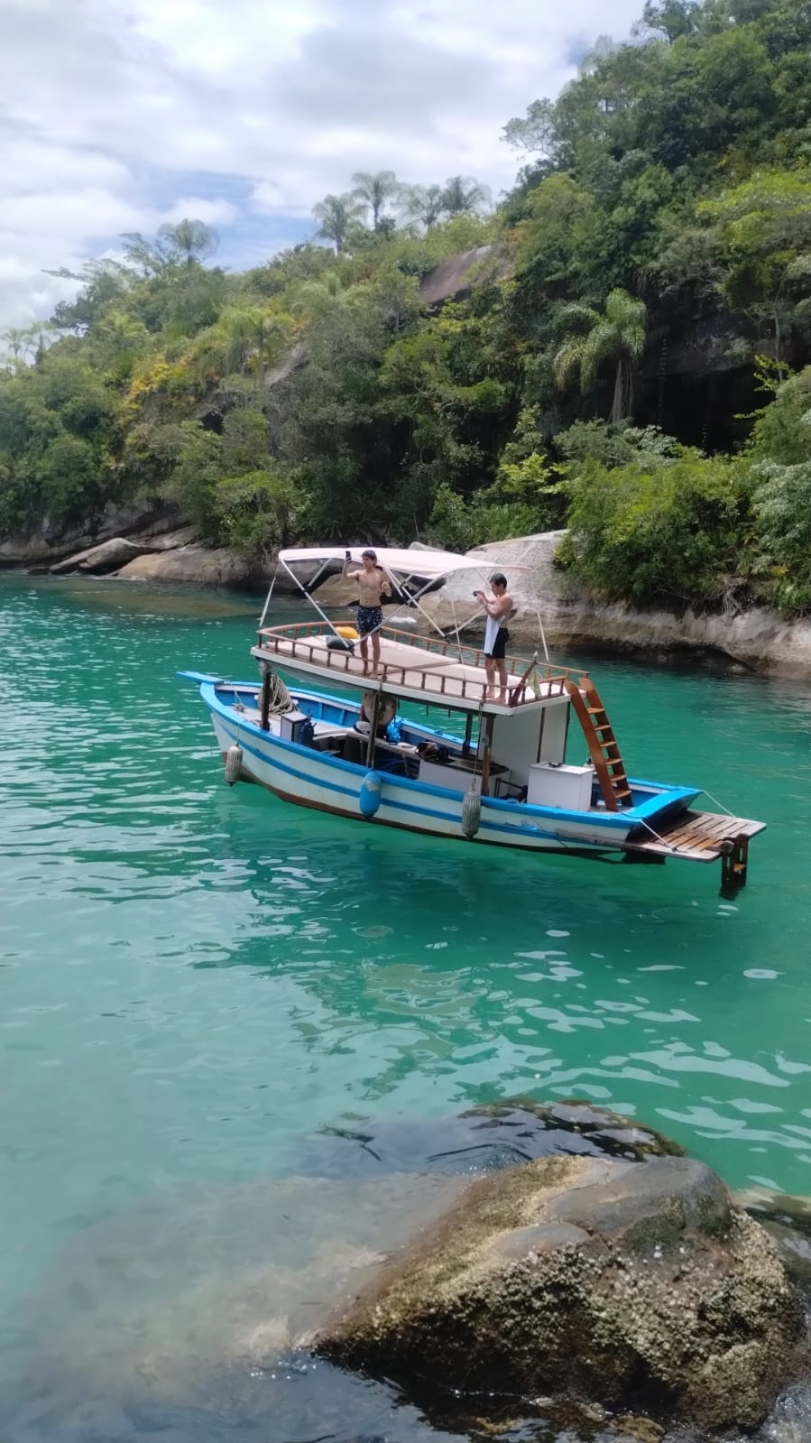 BARCO PRIVATIVO PARATY Churrasqueira & Toilet Abordo