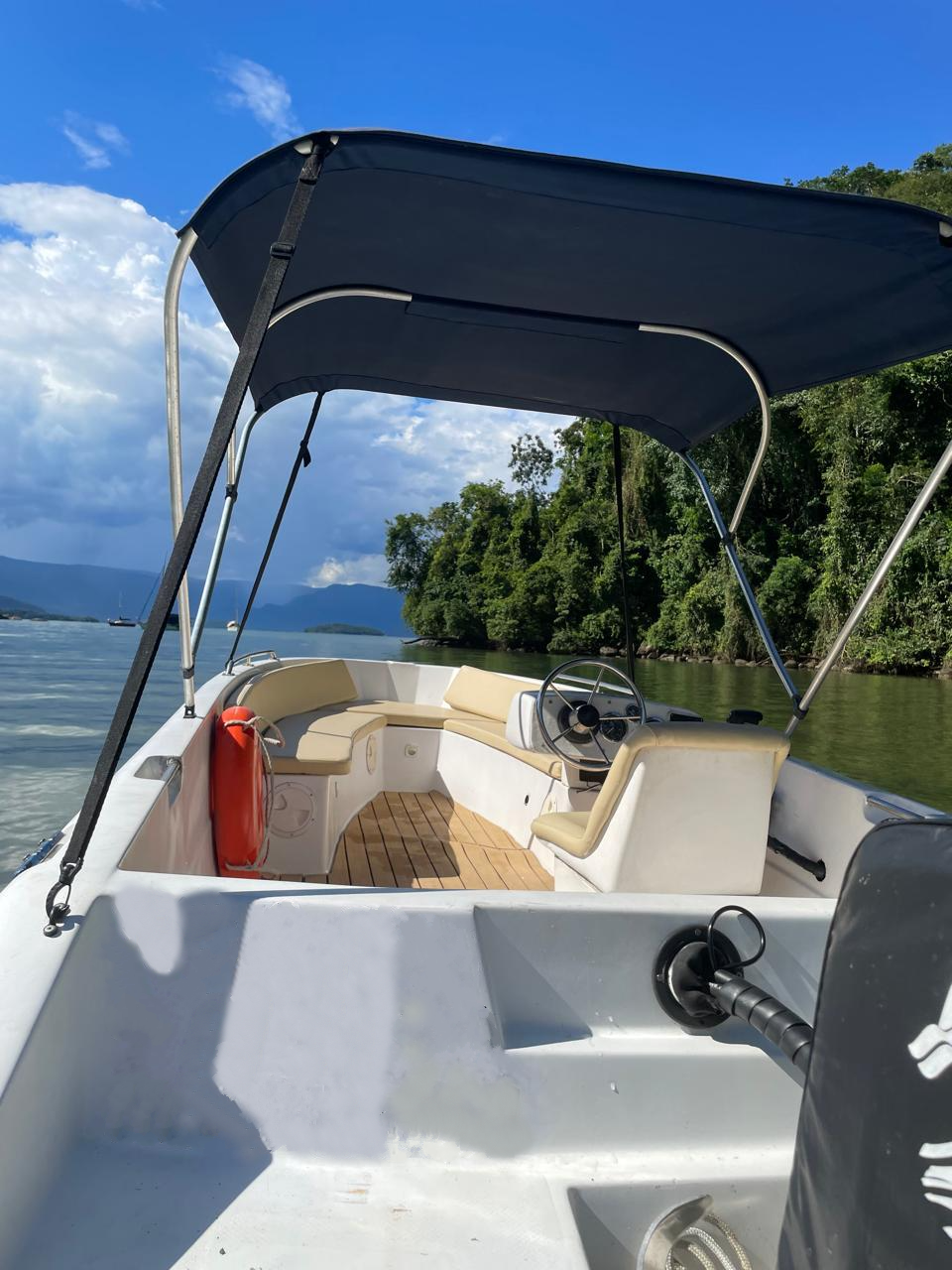 LANCHA PRIVATIVA (4 pessoas)