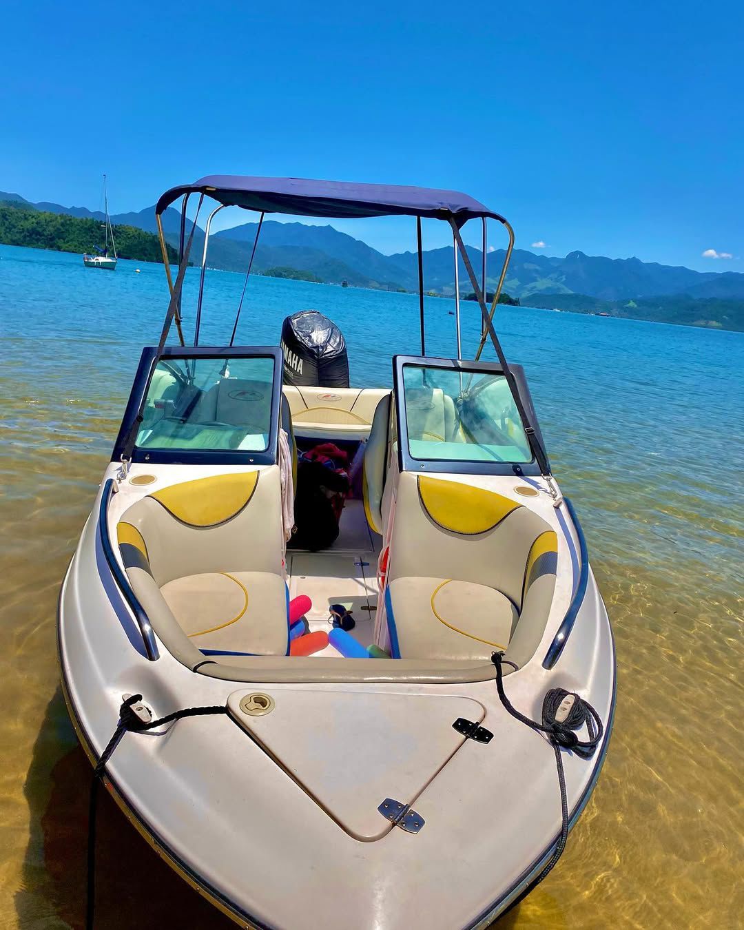 LANCHA PRIVATIVA (2 pessoas)