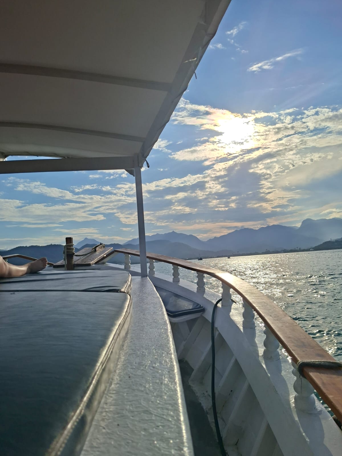 BARCO PRIVATIVO PARATY - Stand Up Incluso