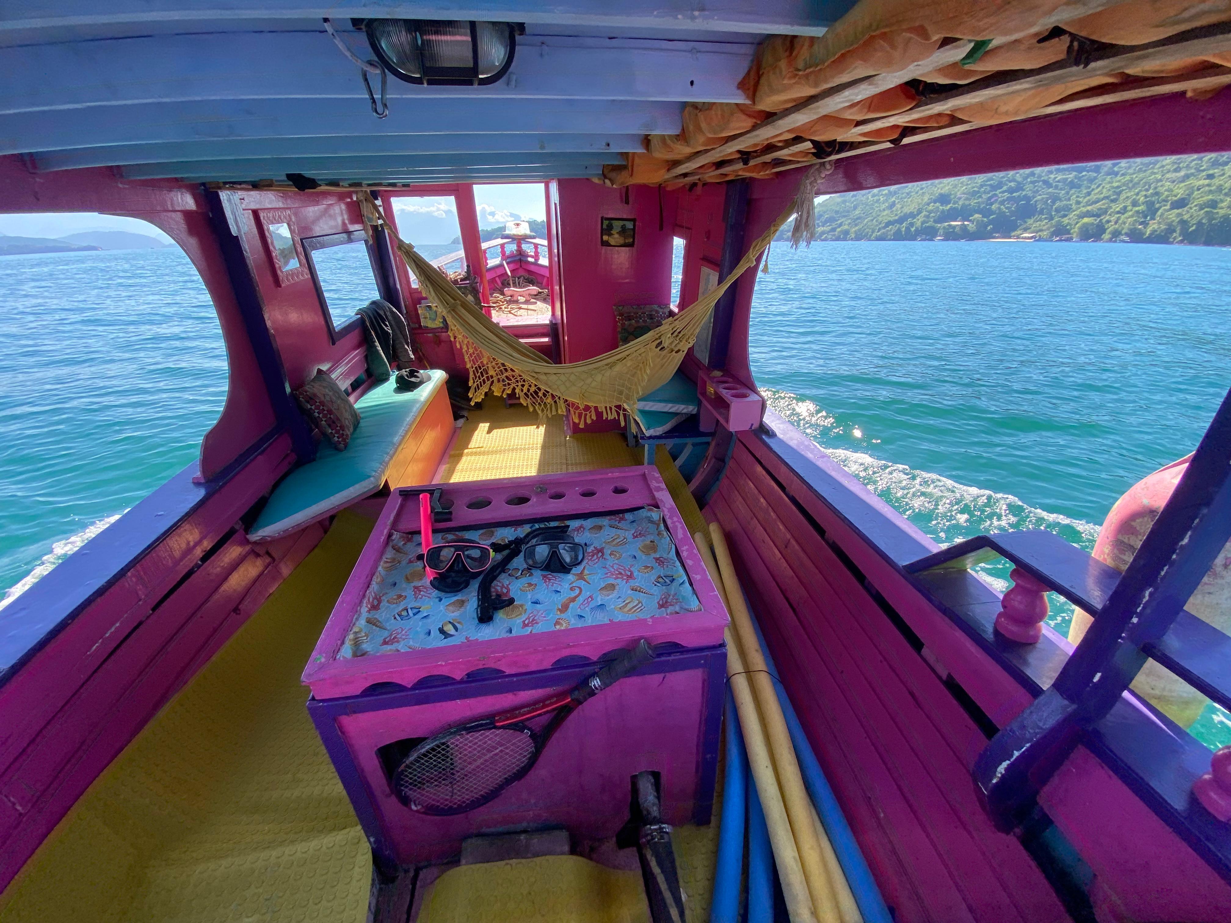 BARCO PRIVATIVO (3 pessoas)