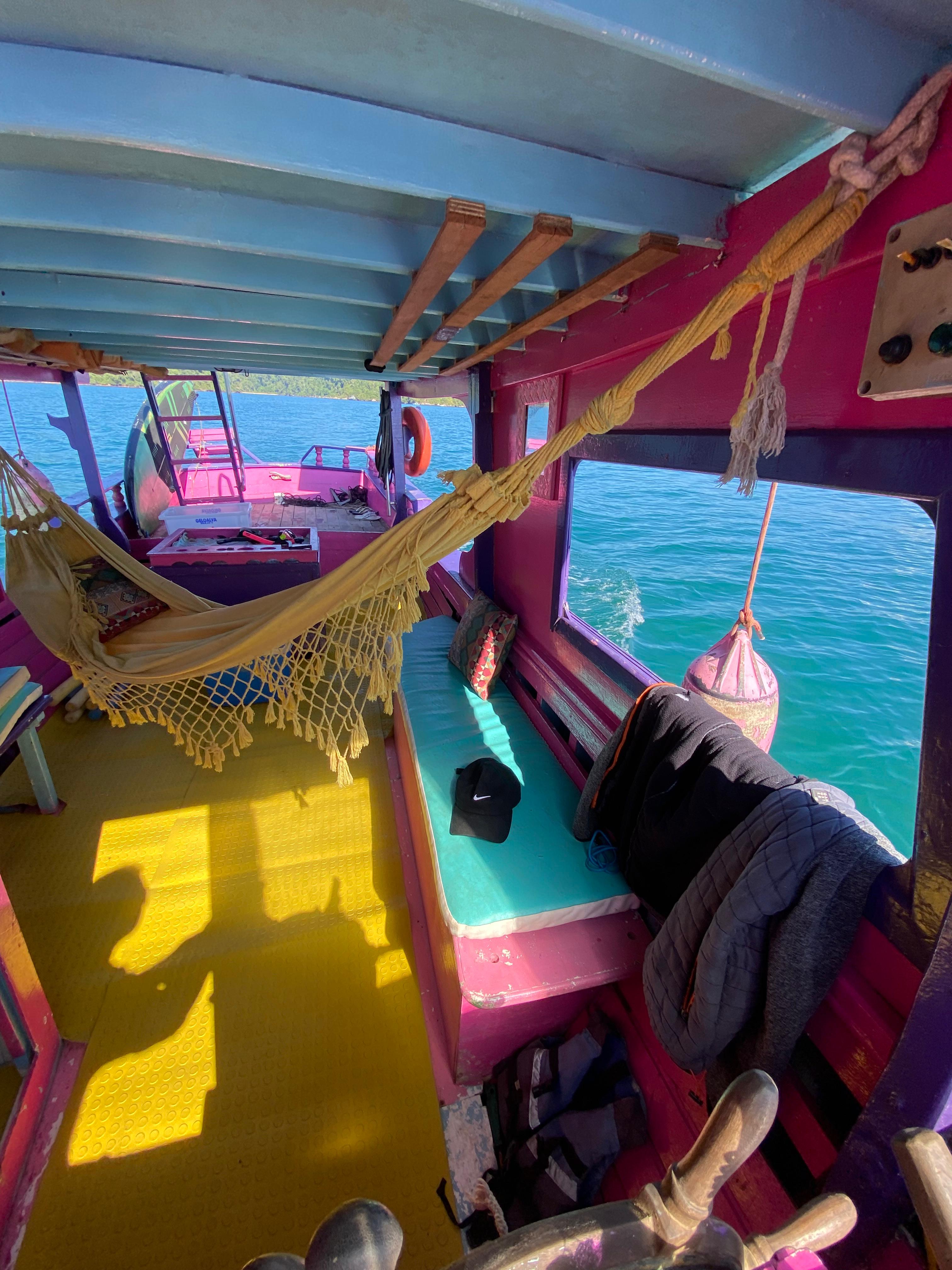 BARCO PRIVATIVO (3 pessoas)