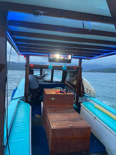 BARCO PRIVATIVO PARATY (5 pessoas)