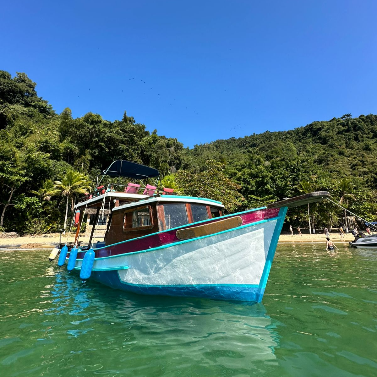 BARCO PRIVATIVO PARATY (5 pessoas)