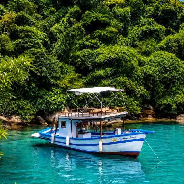 Barco Paraty PRIVATIVO Snorkel • Som • Gelo • Stand UP • Churrasqueira • Toilet (R$p/2 passageiros)